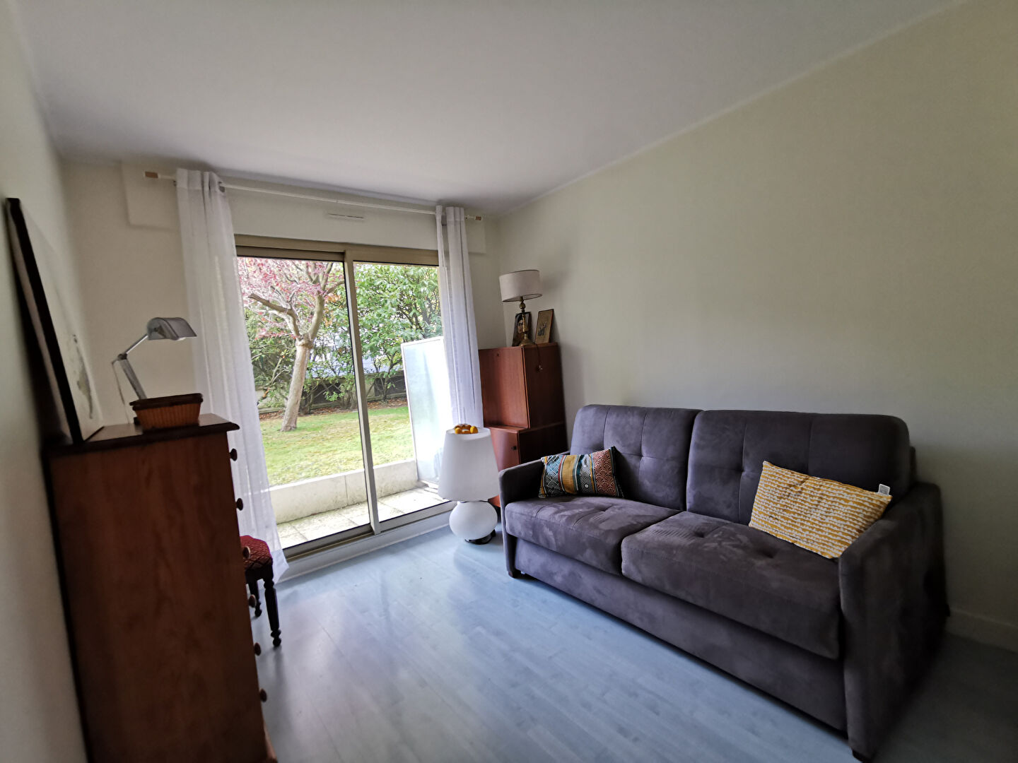 EMPLACEMENT / DOUBLE BOX / TERRASSE