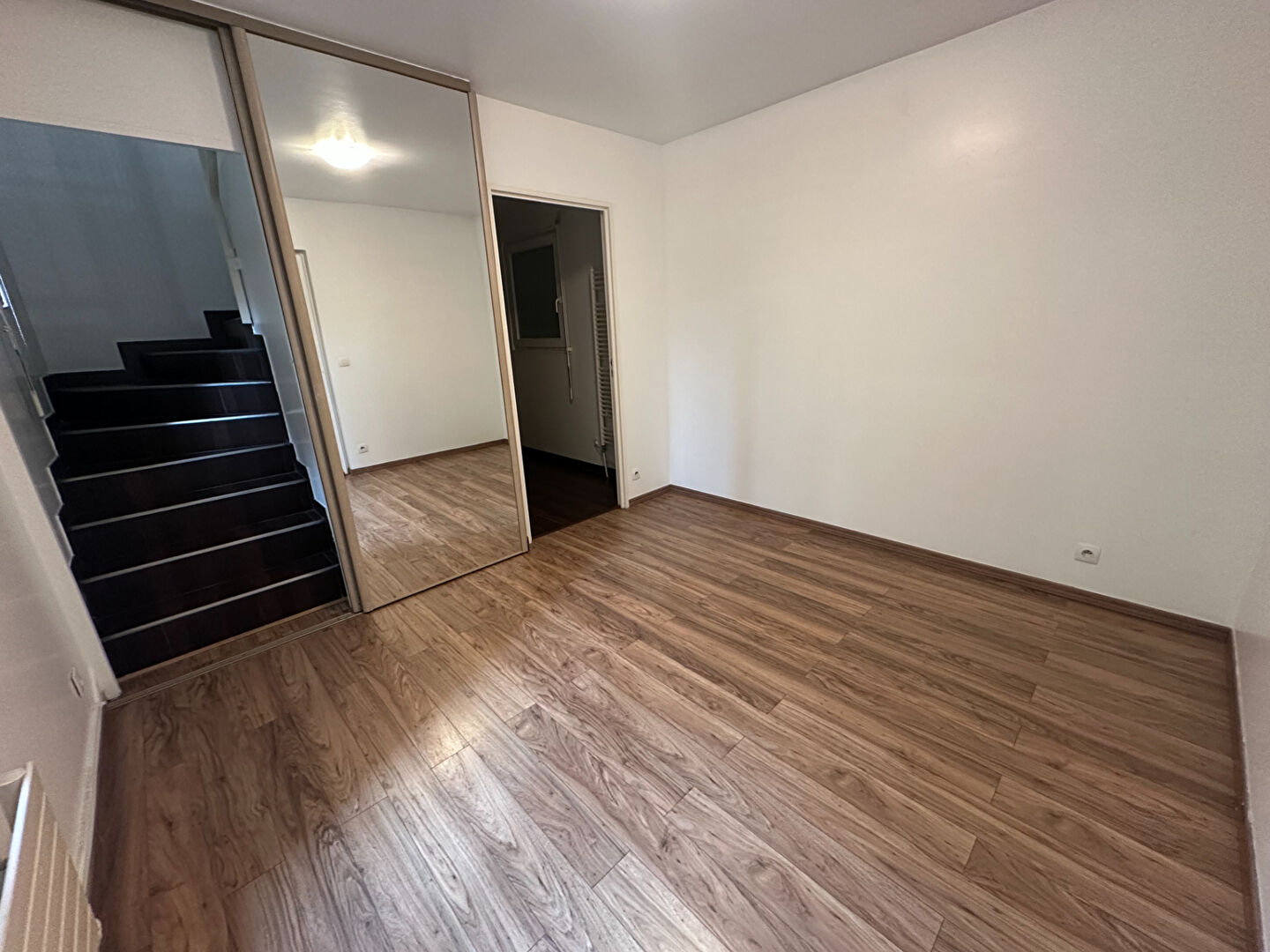 EMPLACEMENT - VOLUME - ETAT