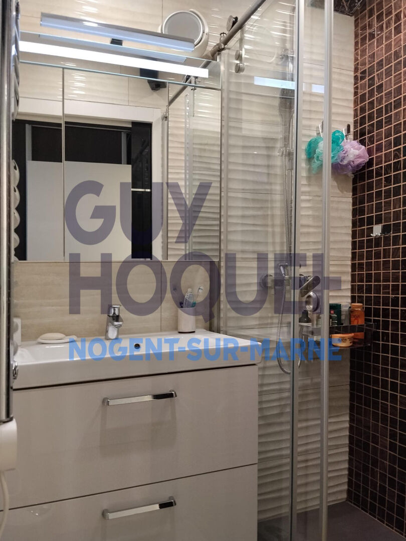 Appartement  4 pièce(s) 77 m2 - Parking - Cave