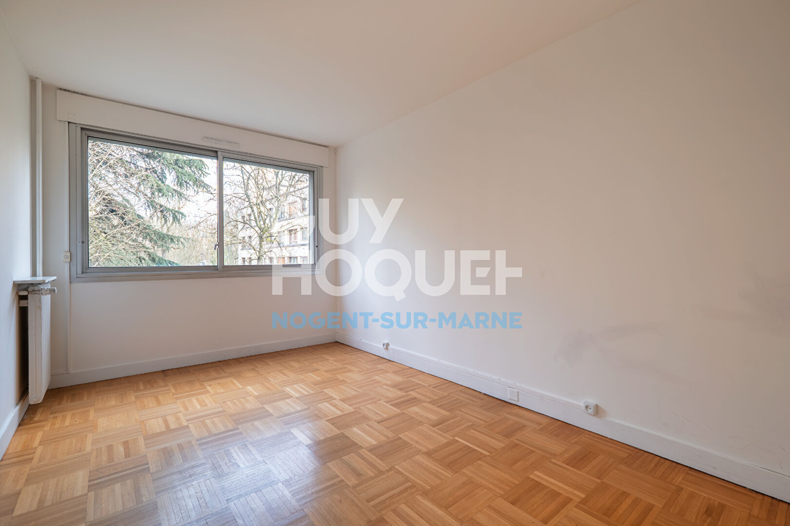 4 pièces / RER. A / Balcon / Parking