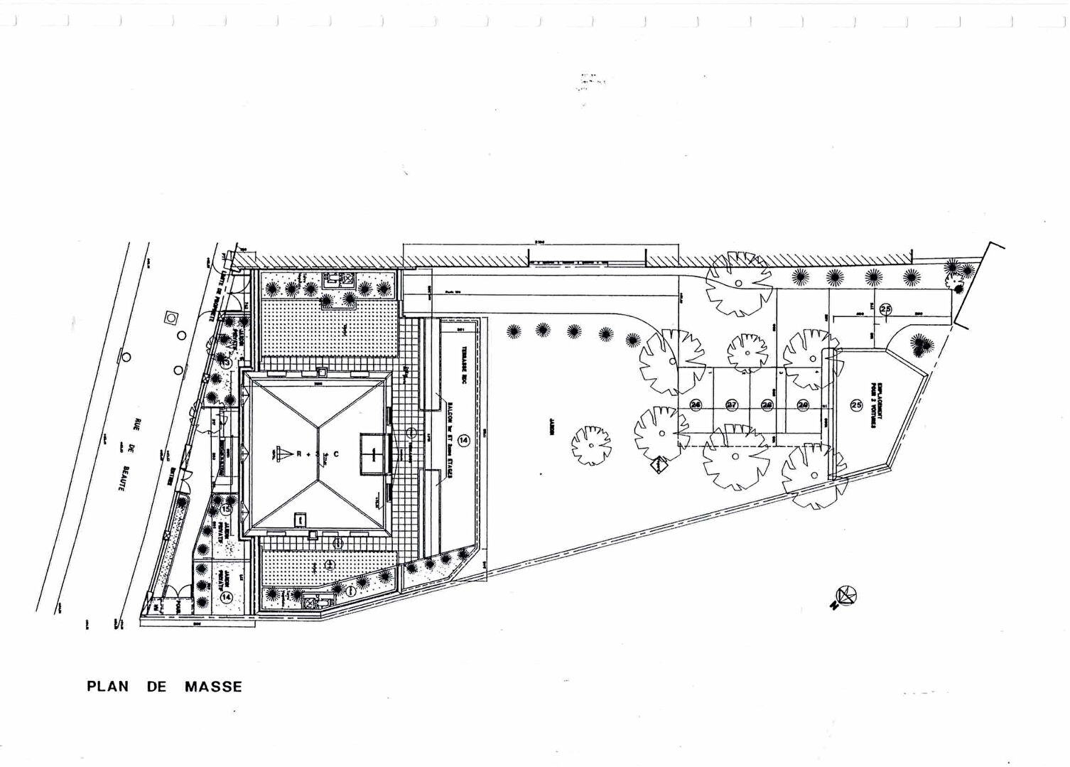 Studio / Parking / Calme