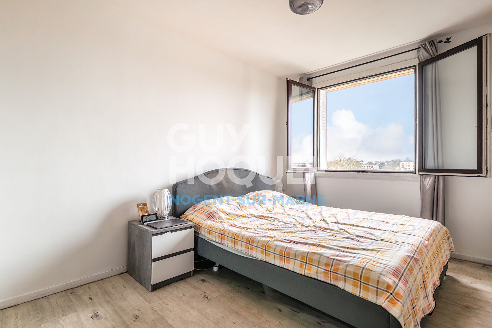 Appartement  4 pièce(s) 75 M² m2 , Cave