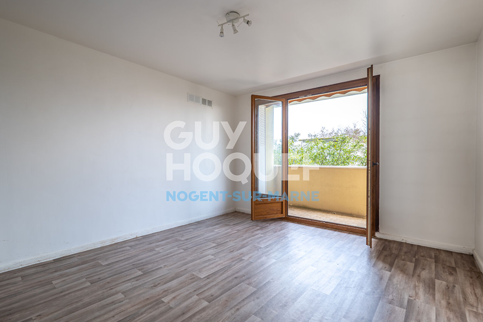 Appartement Champigny Sur Marne 4 pièces 72.51 m2 , parking , cave