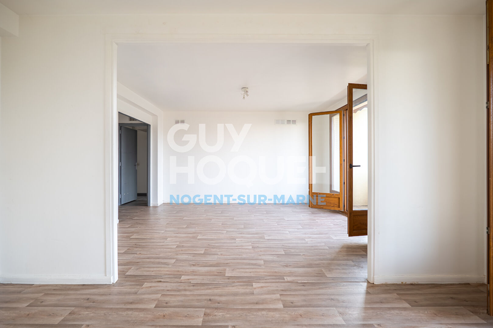 Appartement Champigny Sur Marne 4 pièces 72.51 m2 , parking , cave