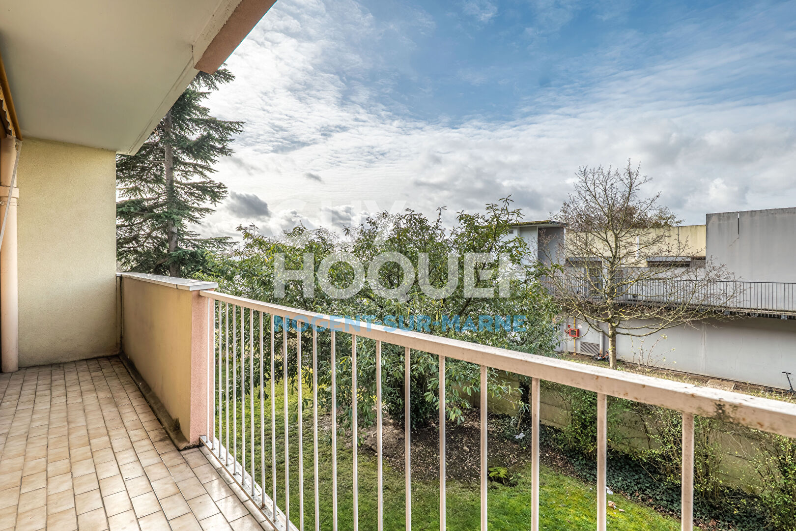 Appartement Champigny Sur Marne 4 pièces 72.51 m2 , parking , cave