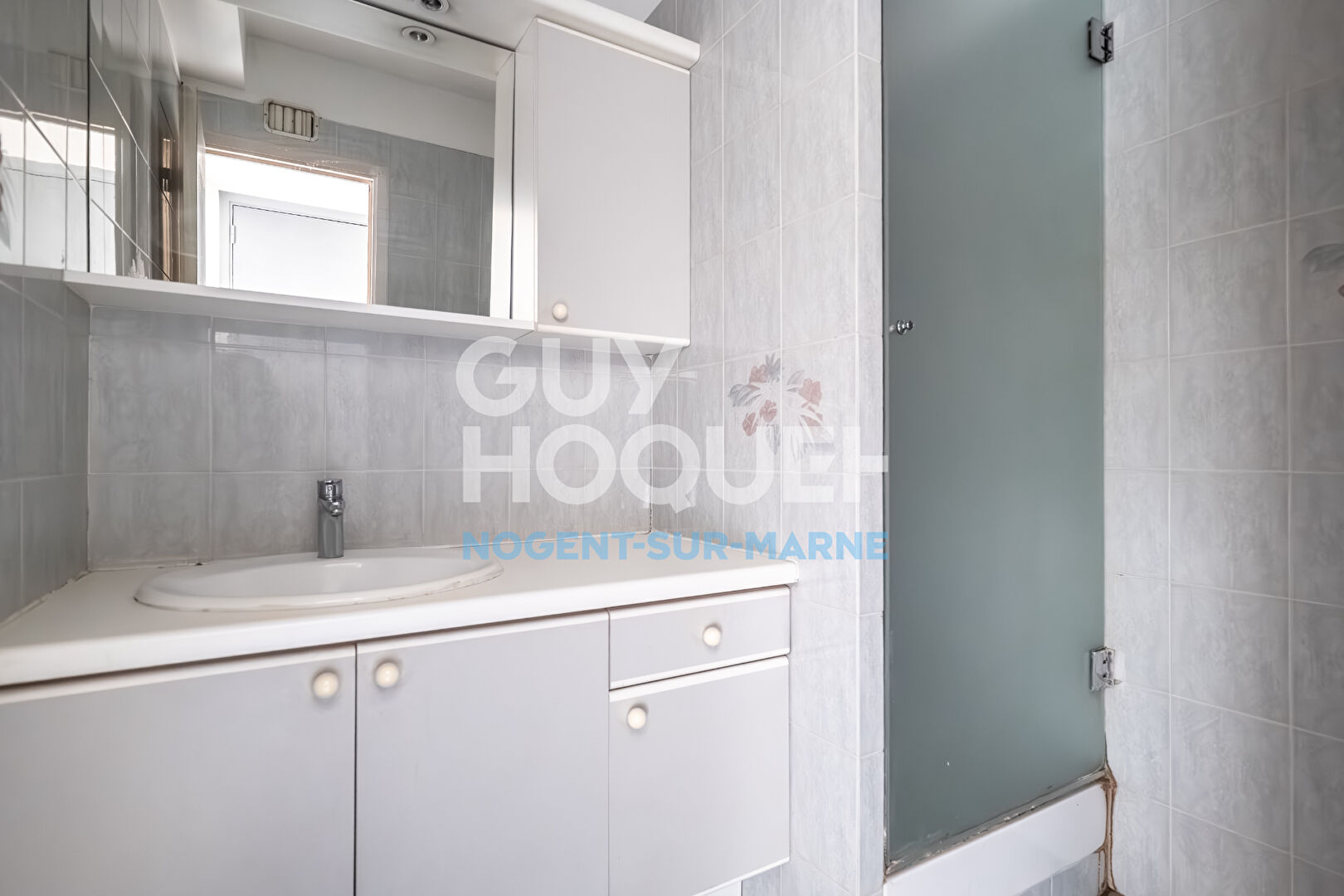 Appartement Champigny Sur Marne 4 pièces 72.51 m2 , parking , cave