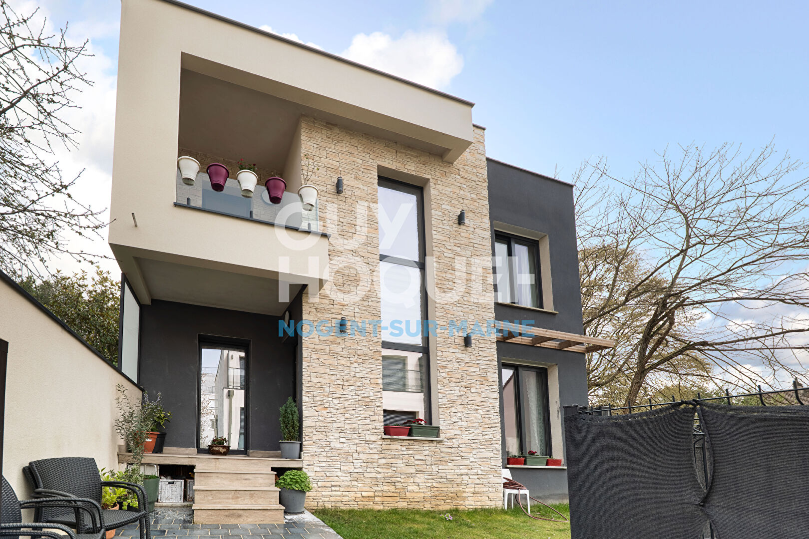 MAISON NEUVE - VOLUME - PRESTATIONS