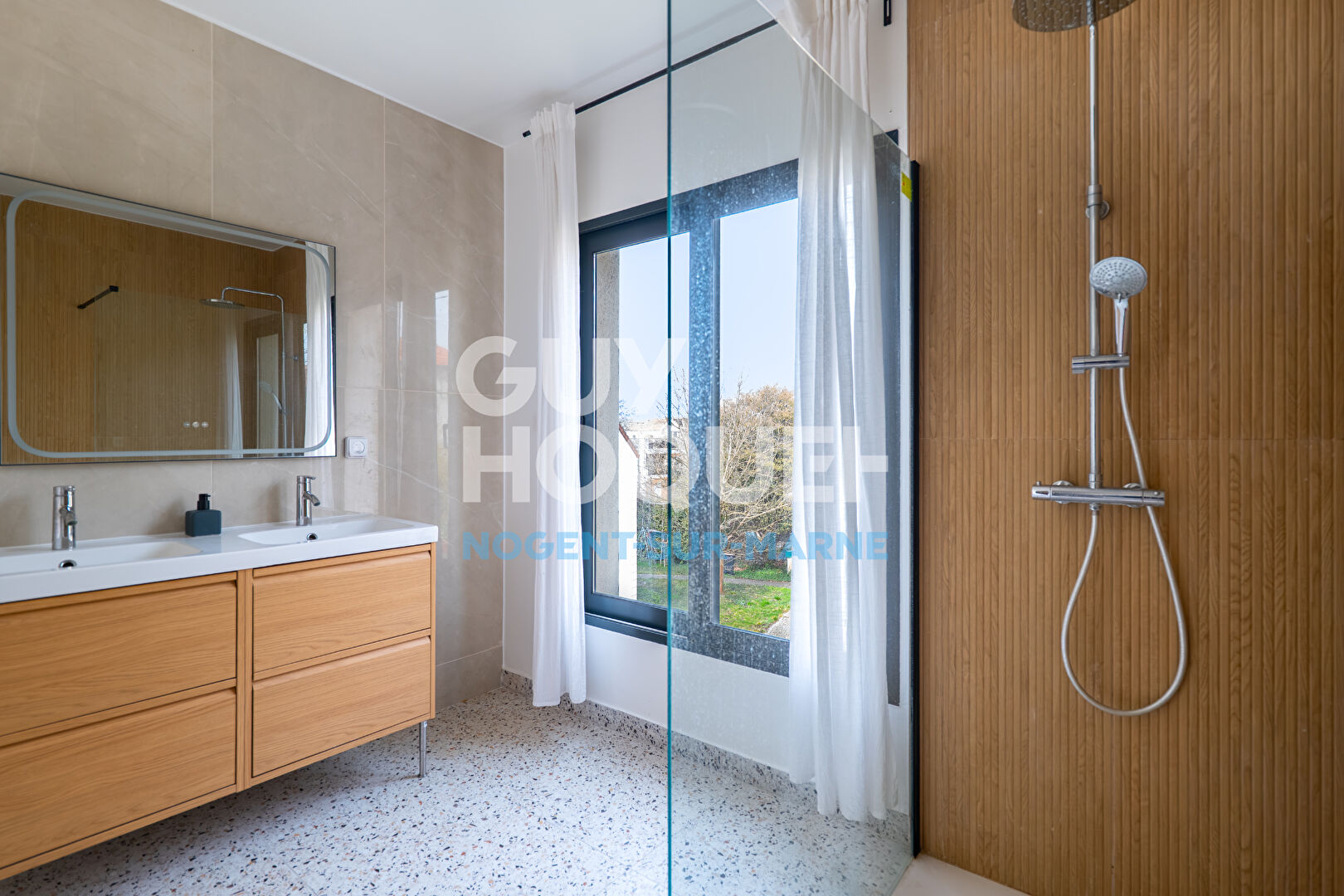 MAISON NEUVE - VOLUME - PRESTATIONS