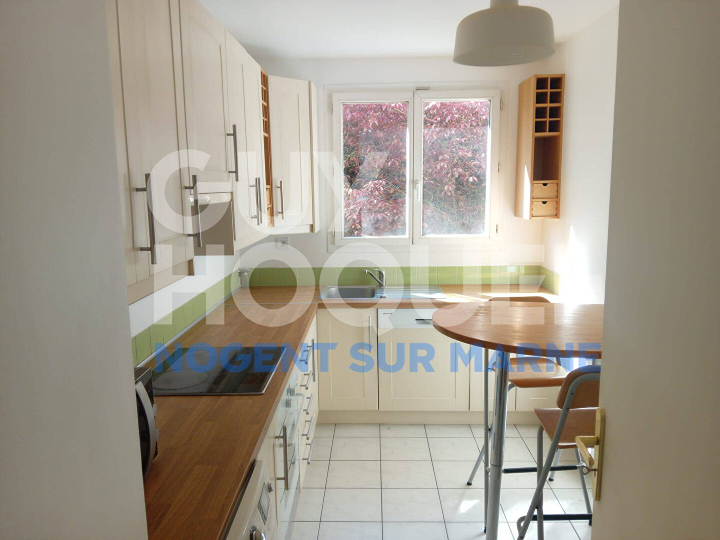 Appartement  4 pièce(s)