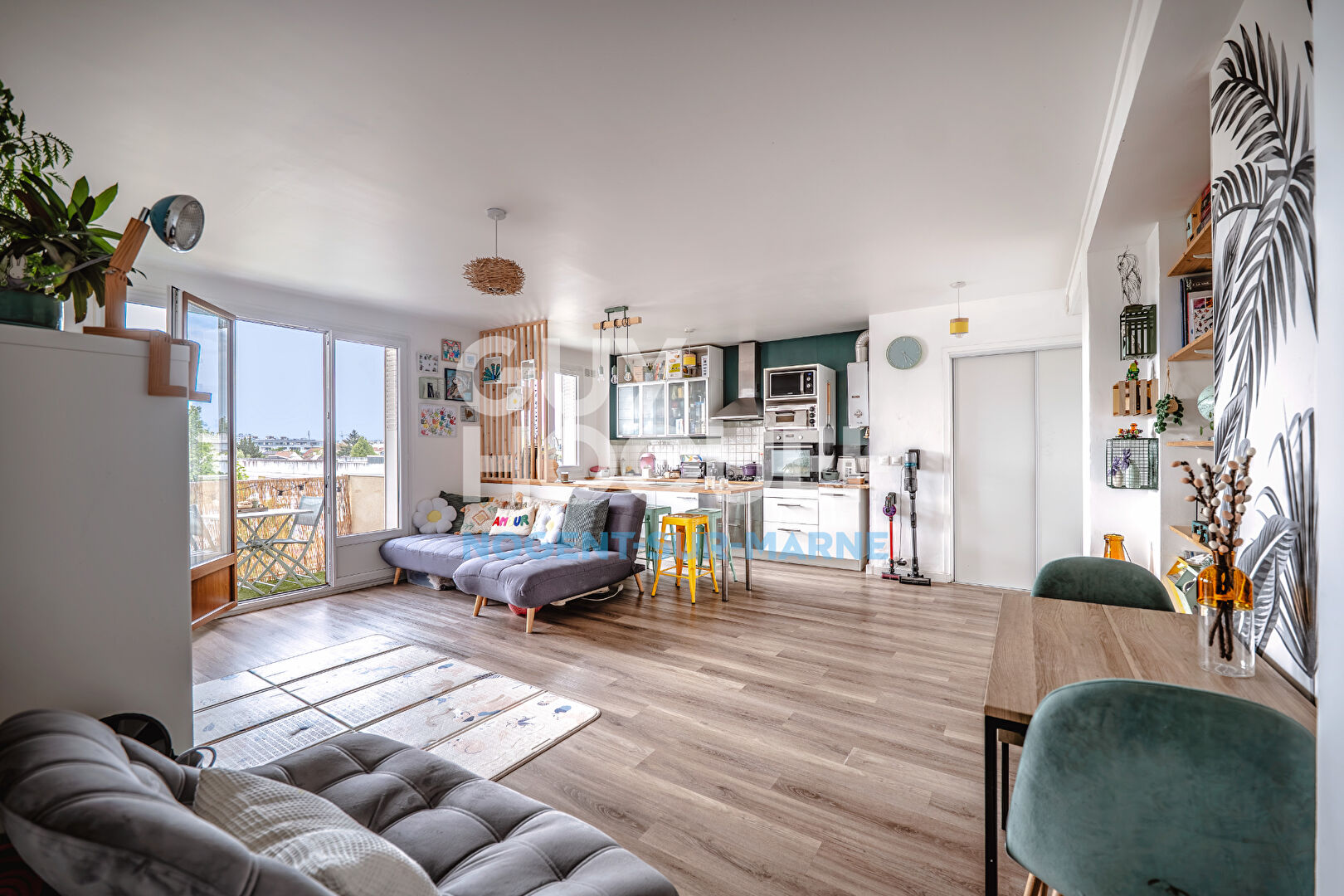 Appartement  3 pièce(s) 66 m2 + 2 chambres + parking + cave