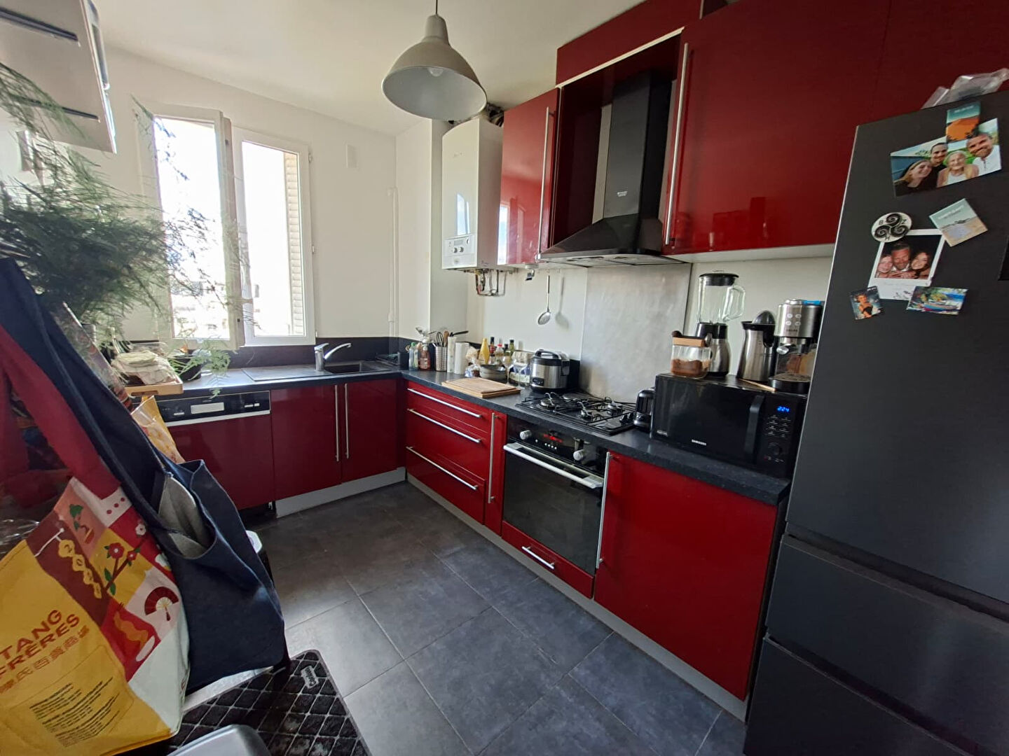 DUPLEX - 3 PIÈCES - 72.57 m² CARREZ - COMBLES AMÉNAGÉS - CAVE & BOX