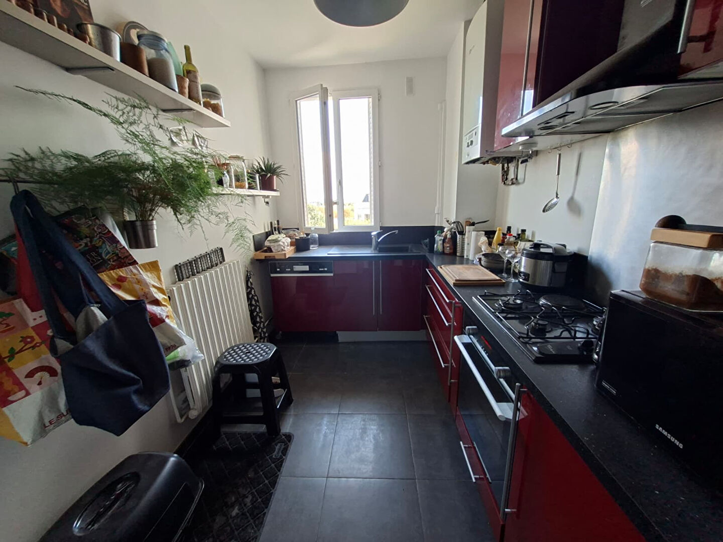 DUPLEX - 3 PIÈCES - 72.57 m² CARREZ - COMBLES AMÉNAGÉS - CAVE & BOX