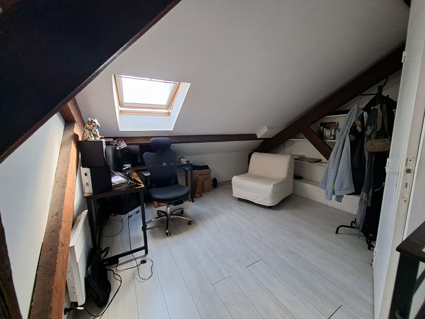 DUPLEX - 3 PIÈCES - 72.57 m² CARREZ - COMBLES AMÉNAGÉS - CAVE & BOX