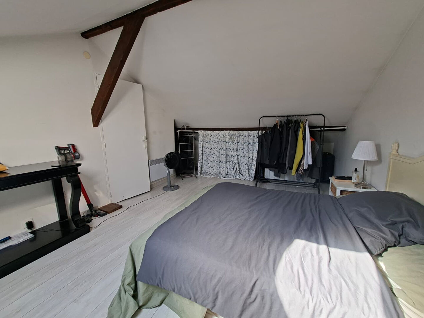 DUPLEX - 3 PIÈCES - 72.57 m² CARREZ - COMBLES AMÉNAGÉS - CAVE & BOX
