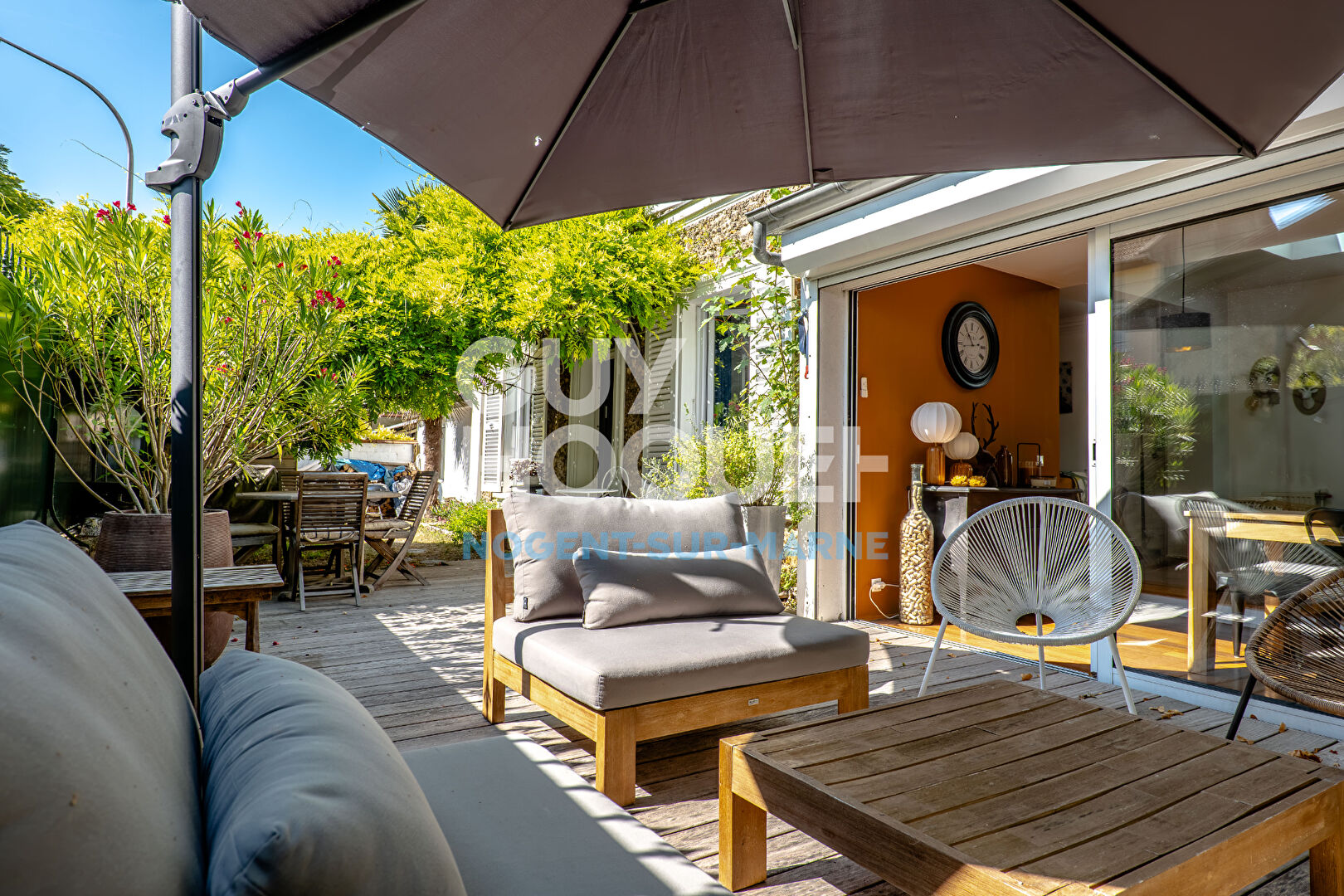 CHARME - ELEGANCE - EMPLACEMENT