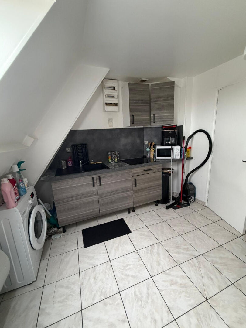 Appartement  1 pièce  21.21 m2