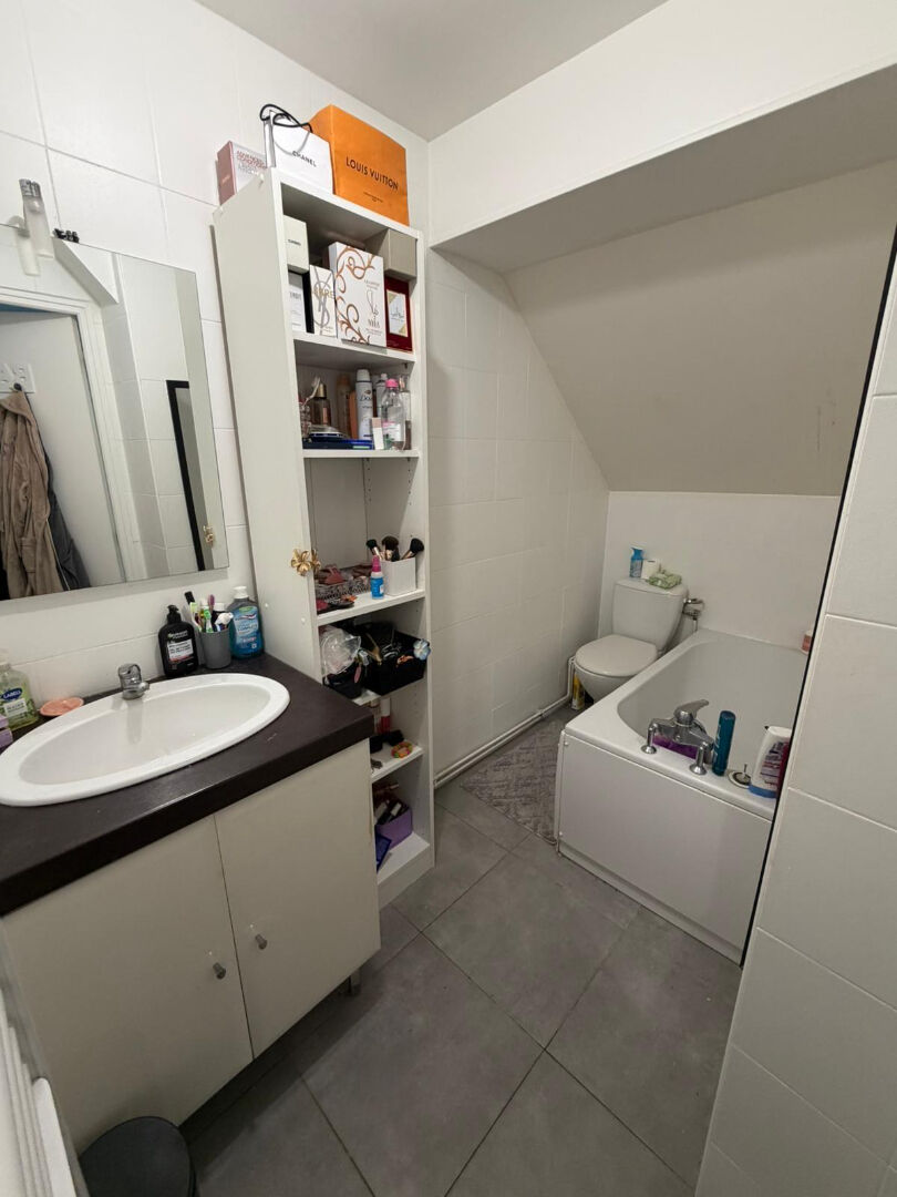 Appartement  1 pièce  21.21 m2