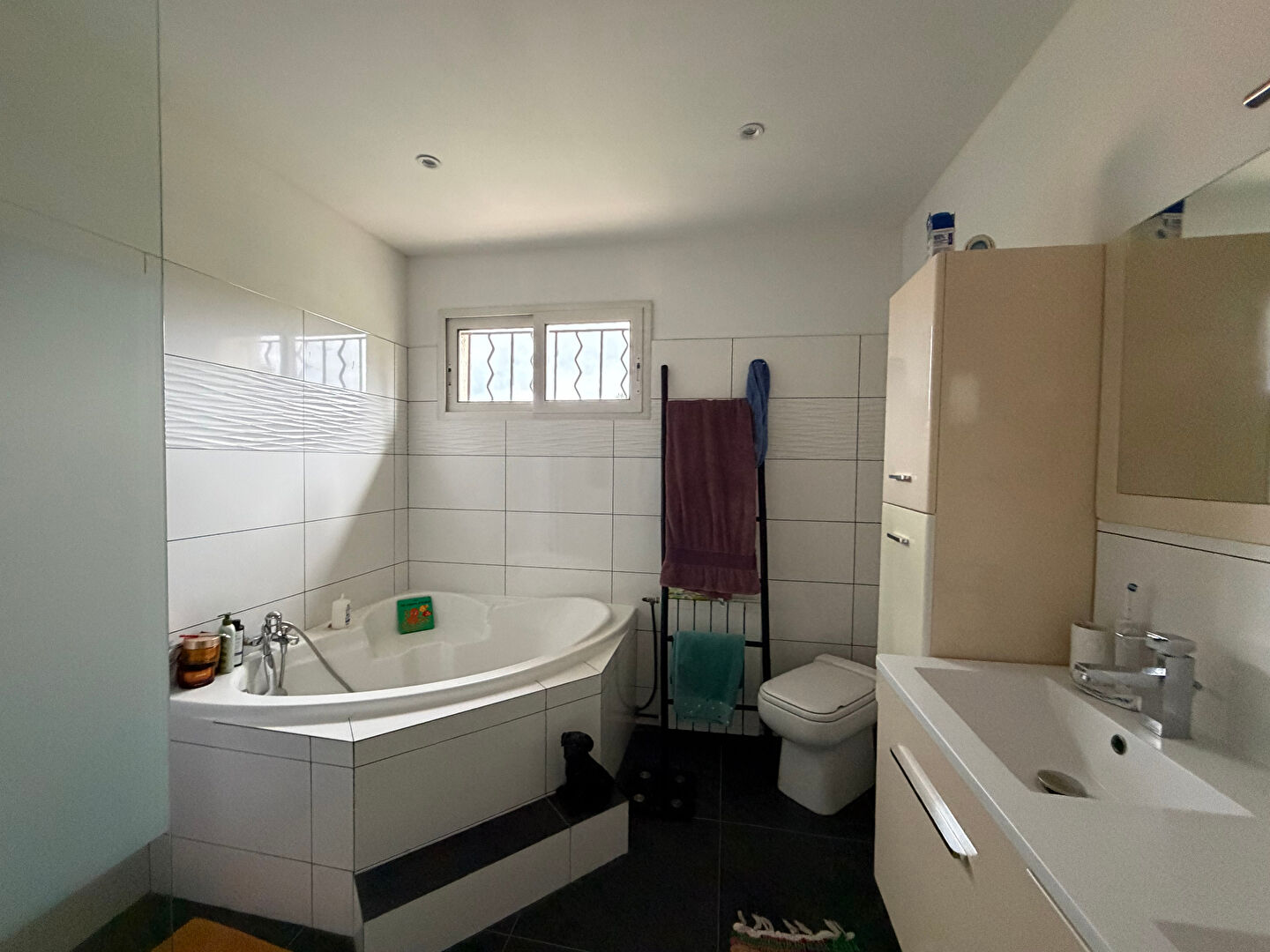 Maison spacieuse à vendre à Gardanne -  Ideal grande famille 