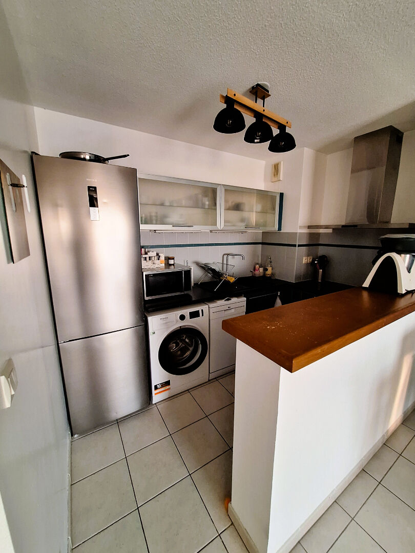 Appartement 3 pièces à vendre à Vitrolles - Vue dégagée sur l'Étang de Berre