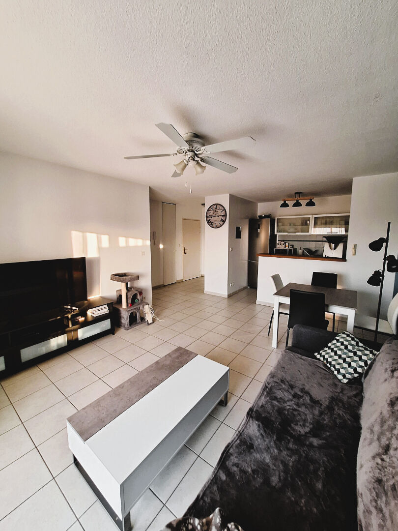 Appartement 3 pièces à vendre à Vitrolles - Vue dégagée sur l'Étang de Berre