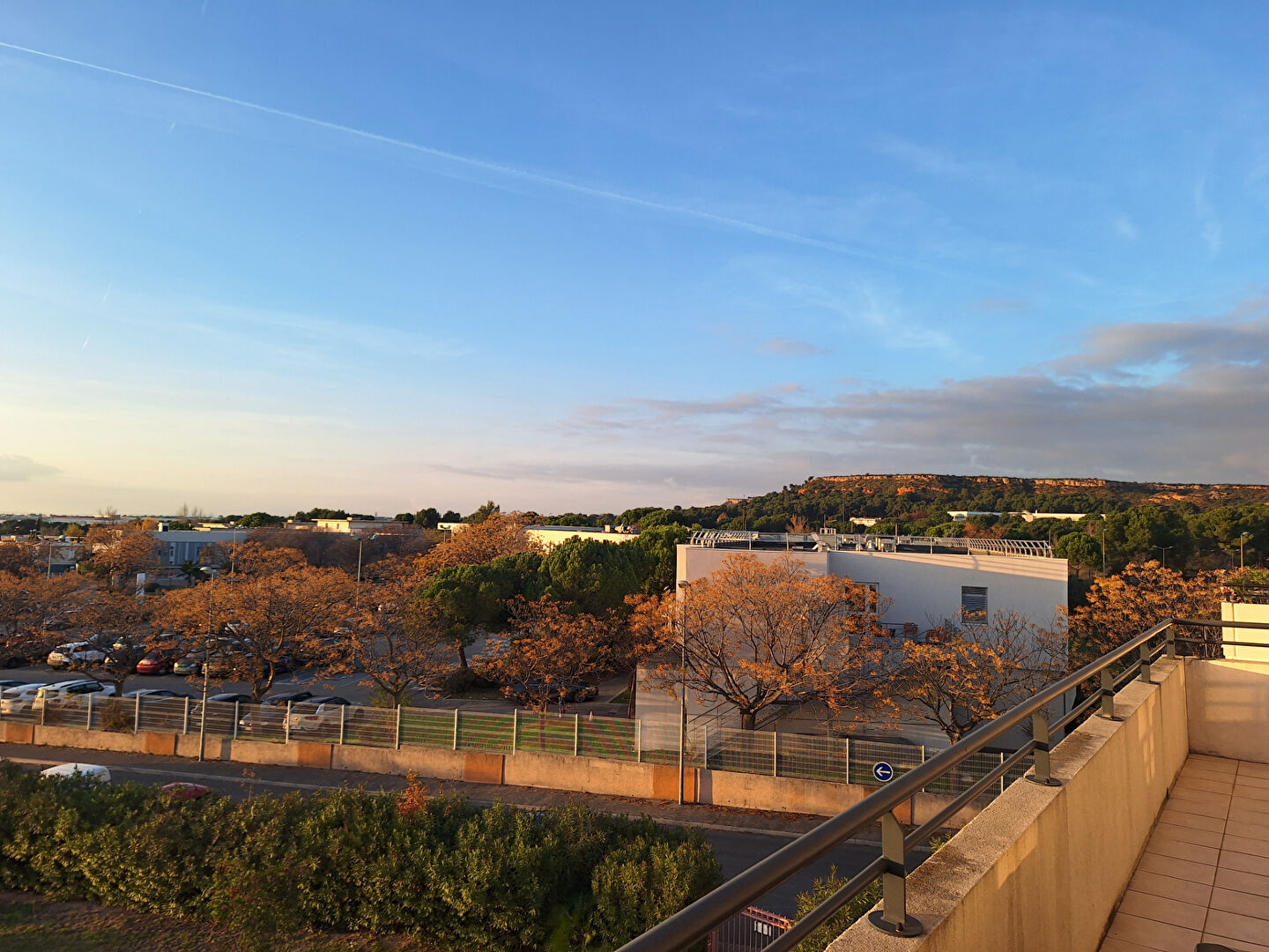 Appartement 3 pièces à vendre à Vitrolles - Vue dégagée sur l'Étang de Berre