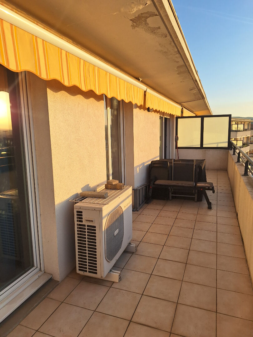 Appartement 3 pièces à vendre à Vitrolles - Vue dégagée sur l'Étang de Berre