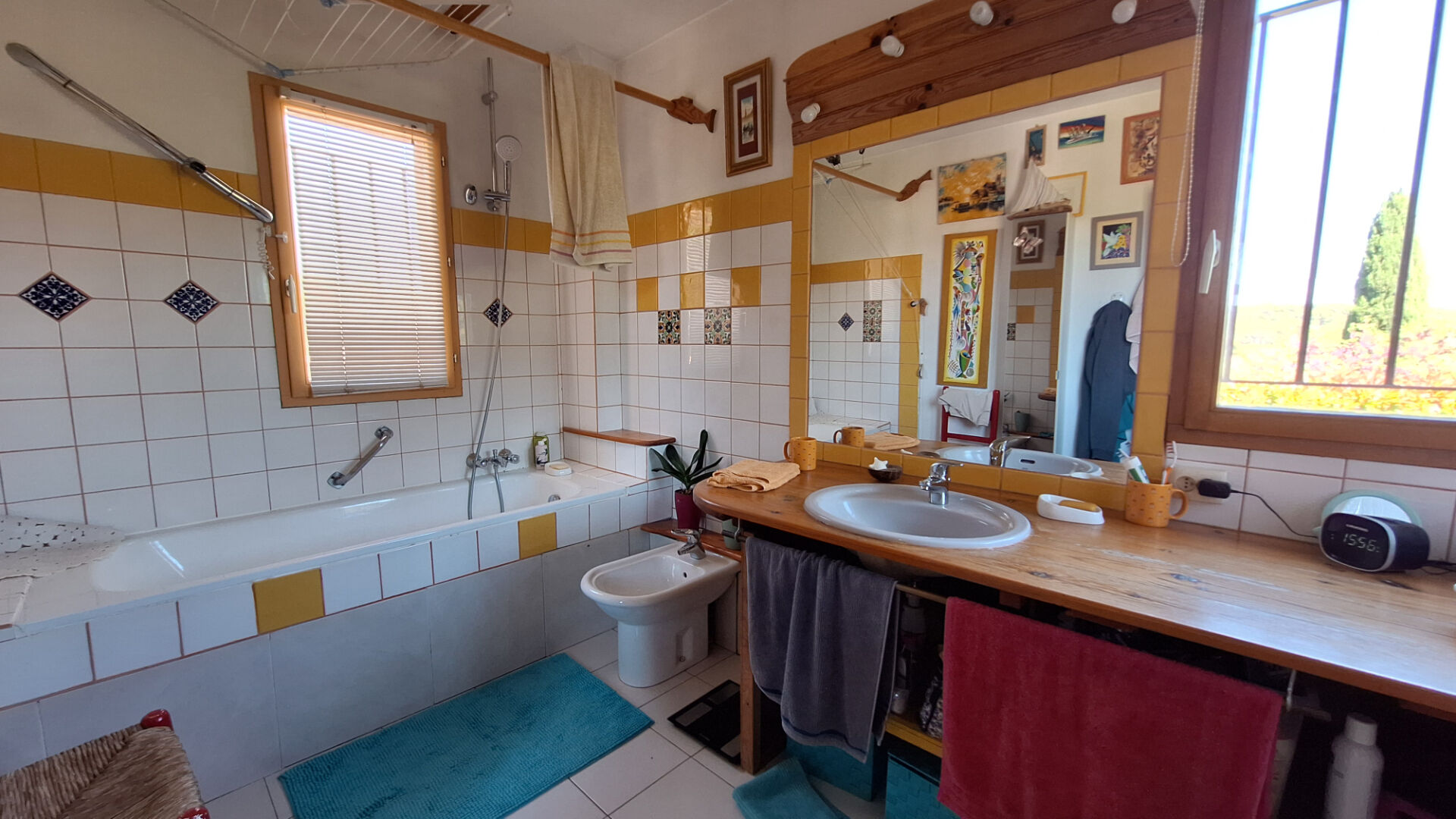 Ventabren  RARE maison position dominante 190m2 au calme, vue imprenable, piscine