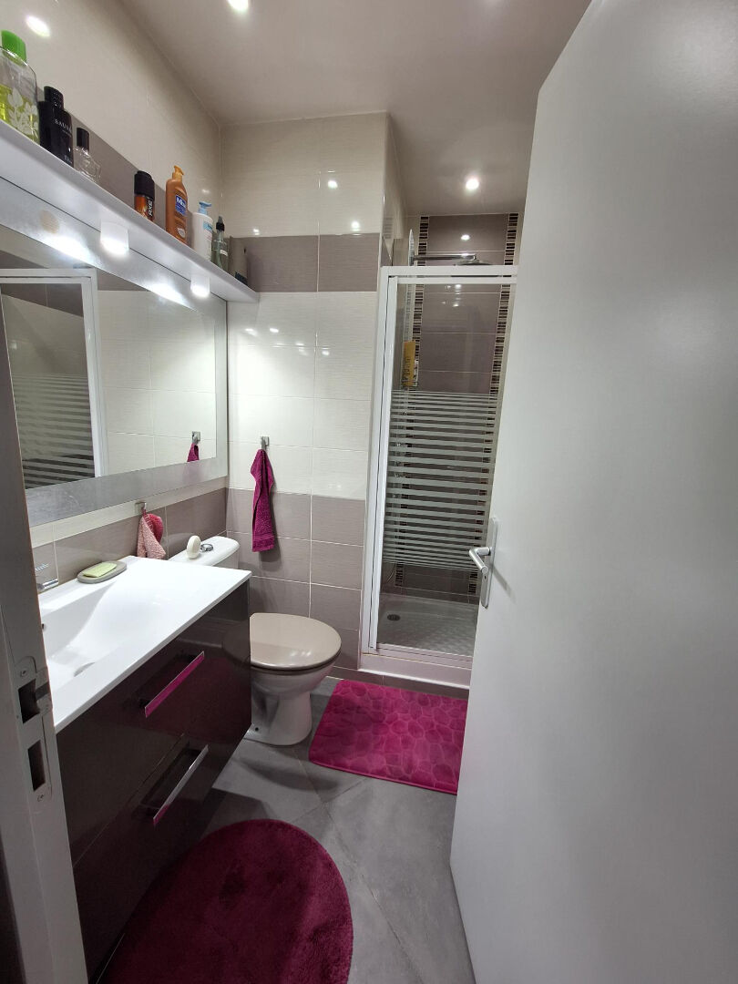 Maison Velaux 4 chambres 127 m2 piscine sur terrain de 1000 m2