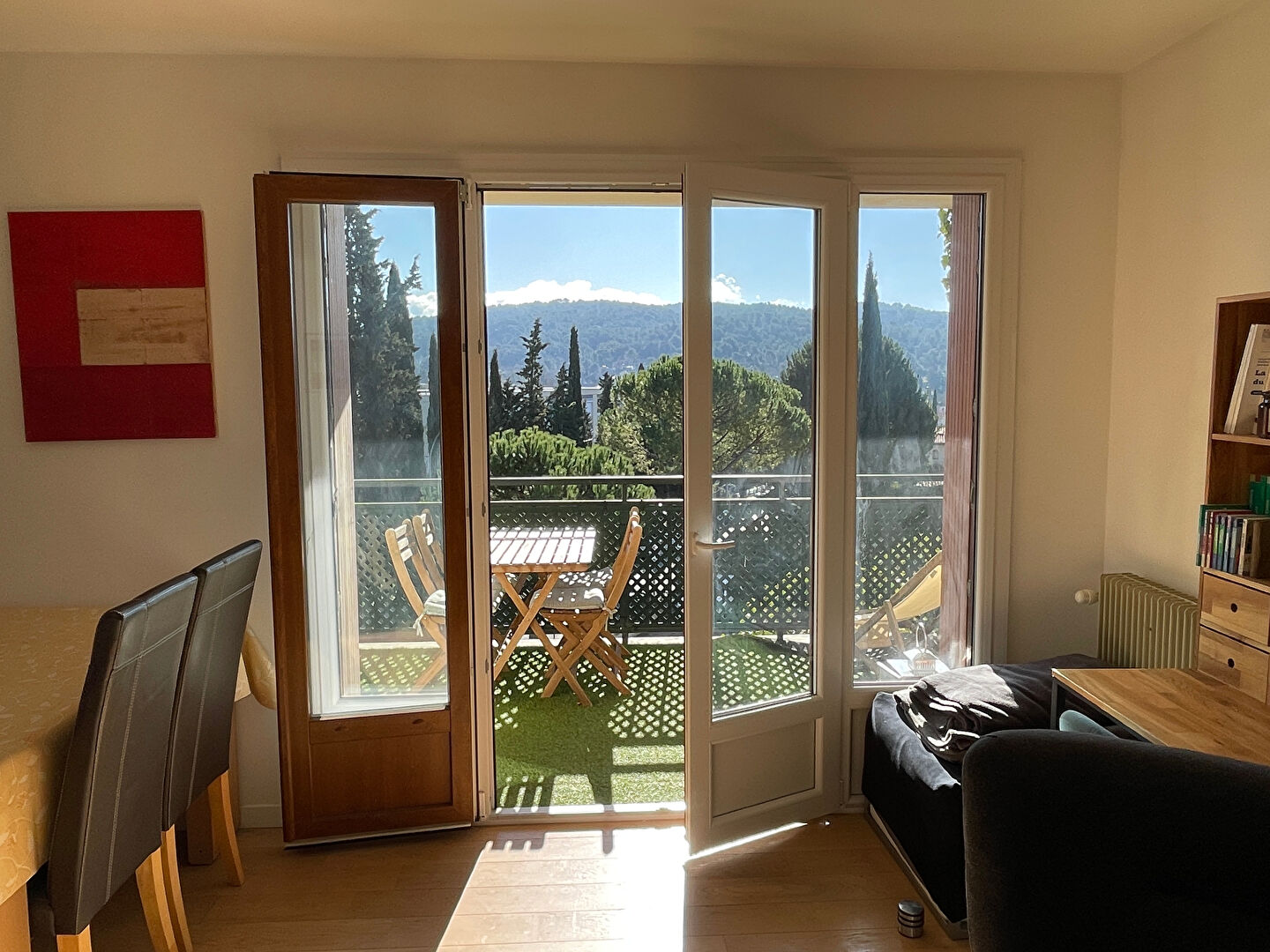 A louer meublé, appartement Aix En Provence 4 pièces 80 m2 avec balcon