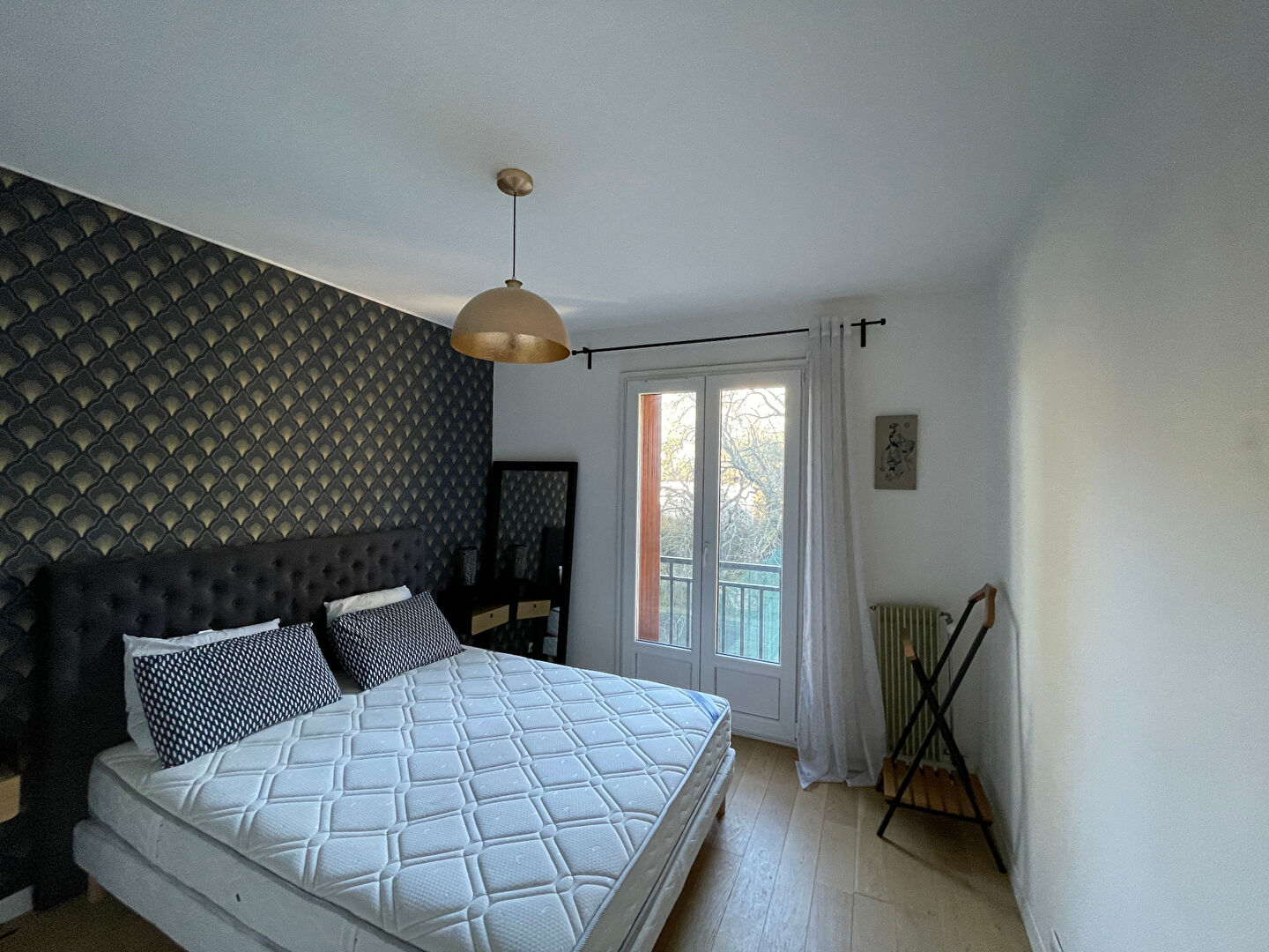 A louer meublé, appartement Aix En Provence 4 pièces 80 m2 avec balcon