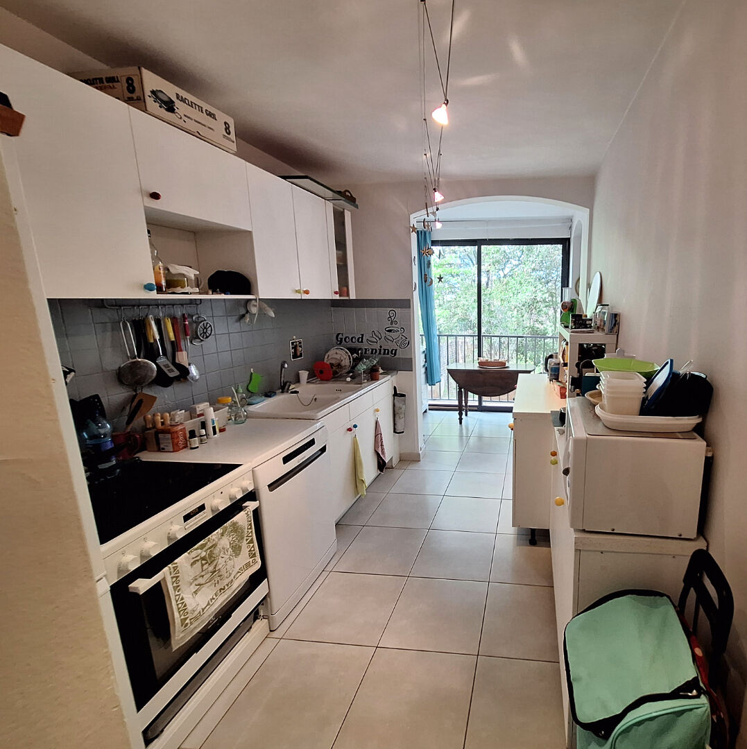 Appartement 4 pièces à vendre à Aix-en-Provence, quartier Tassigny