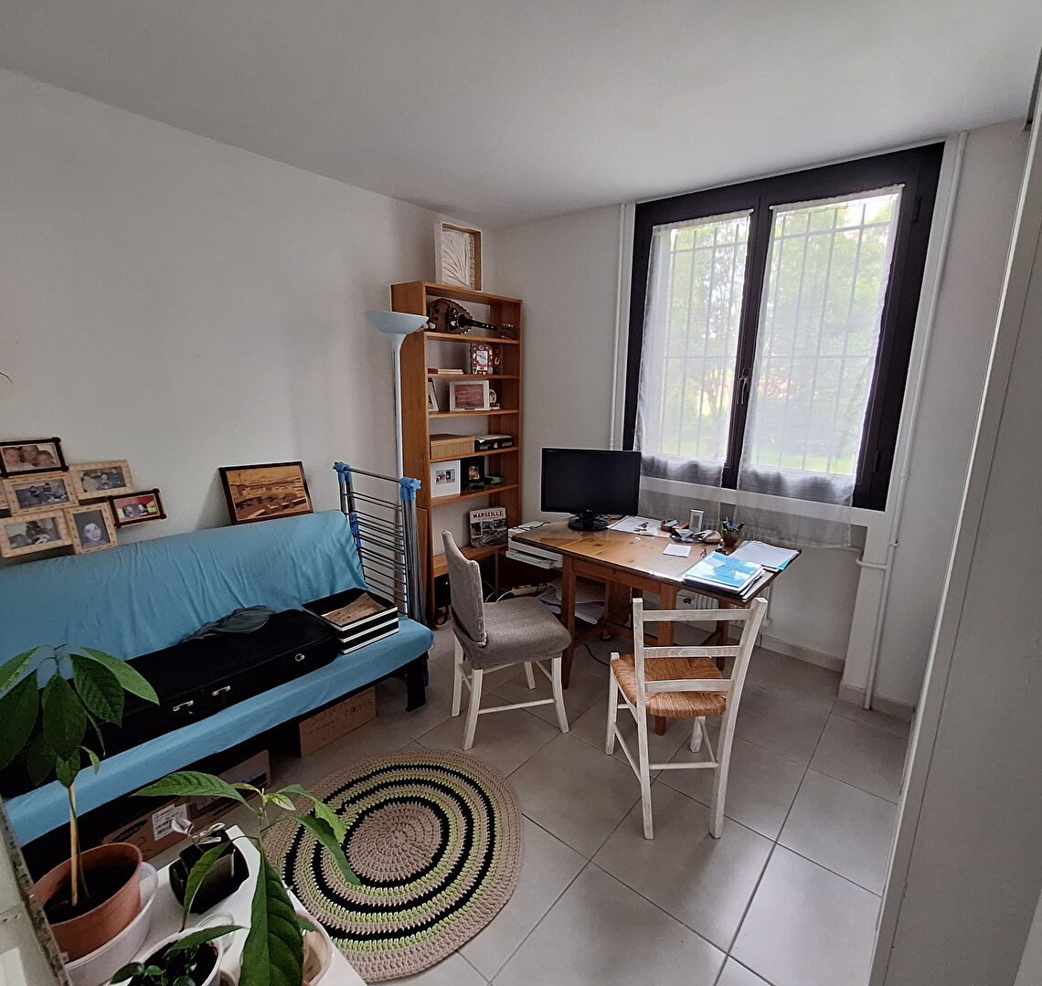 Appartement 4 pièces à vendre à Aix-en-Provence, quartier Tassigny