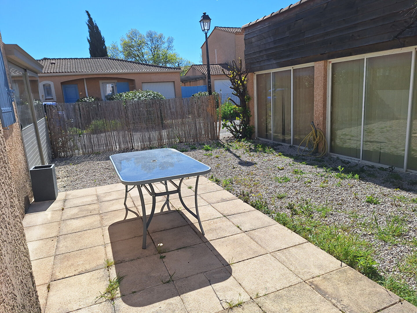 Maison T2 BIS de 60 m² avec fort potentiel dans résidence sécurisée avec piscine
