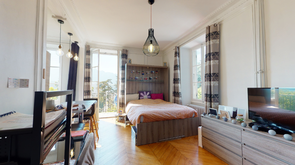 Aix-les-bains, centre ville appartement de type 1 avec ...