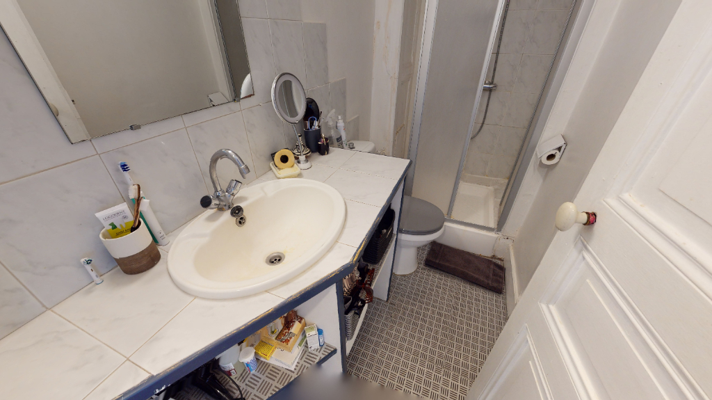 STUDIO TOUT INCLUS Aix Les Bains 1 pièce(s) 25.20 m2 - Guy ...