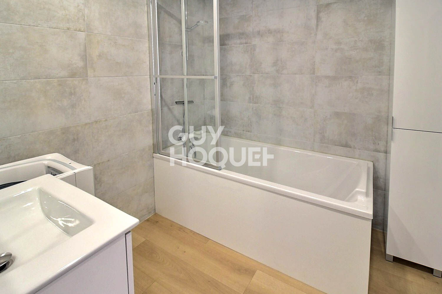 Appartement Ajaccio 3 pièce(s) 75 m2 meublé