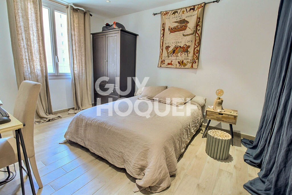 Appartement 2 pièce(s) 52 m2 non meublé centre ville