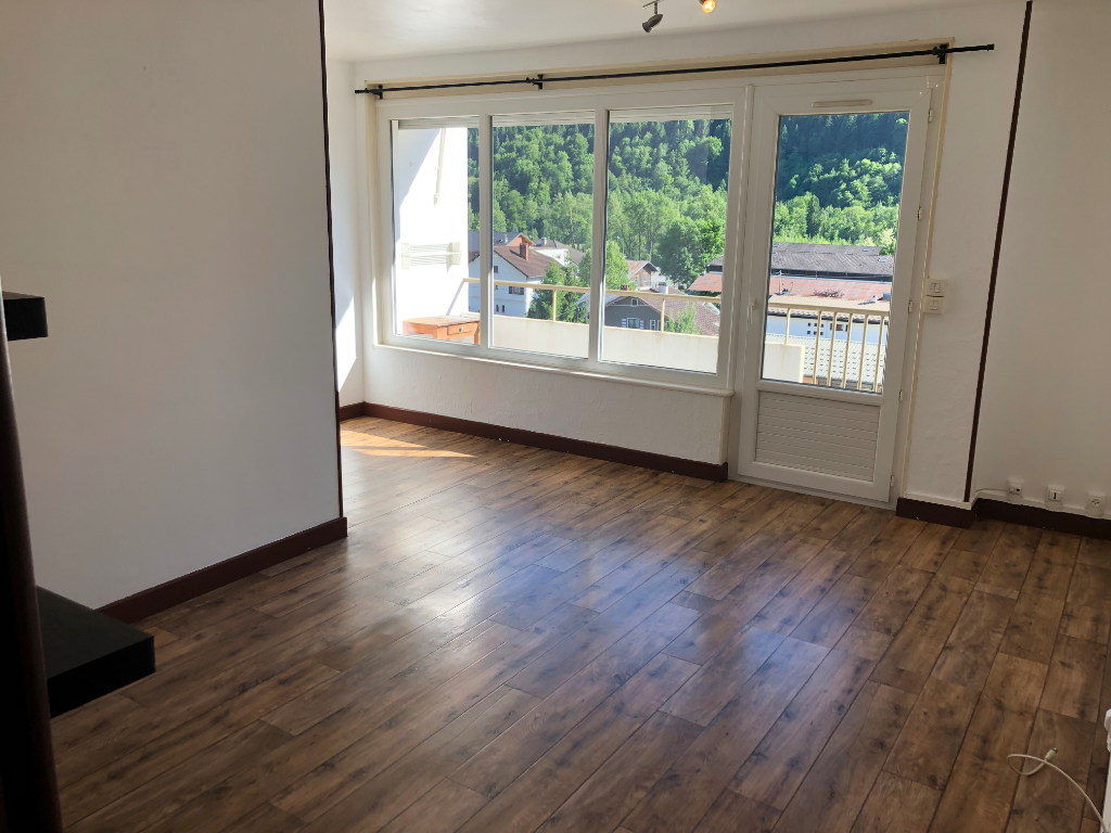 À vendre, appartement d'une surface habitable de 45,59 m² à UGINE (73400).