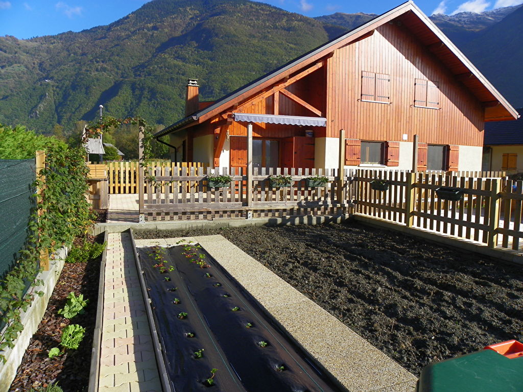 ST THOMAS, 10 KMS ALBERTVILLE