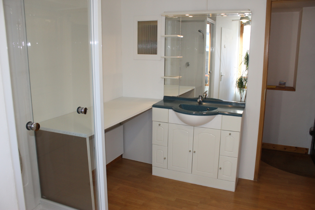 Location d'un appartement F2 à ALBERTVILLE