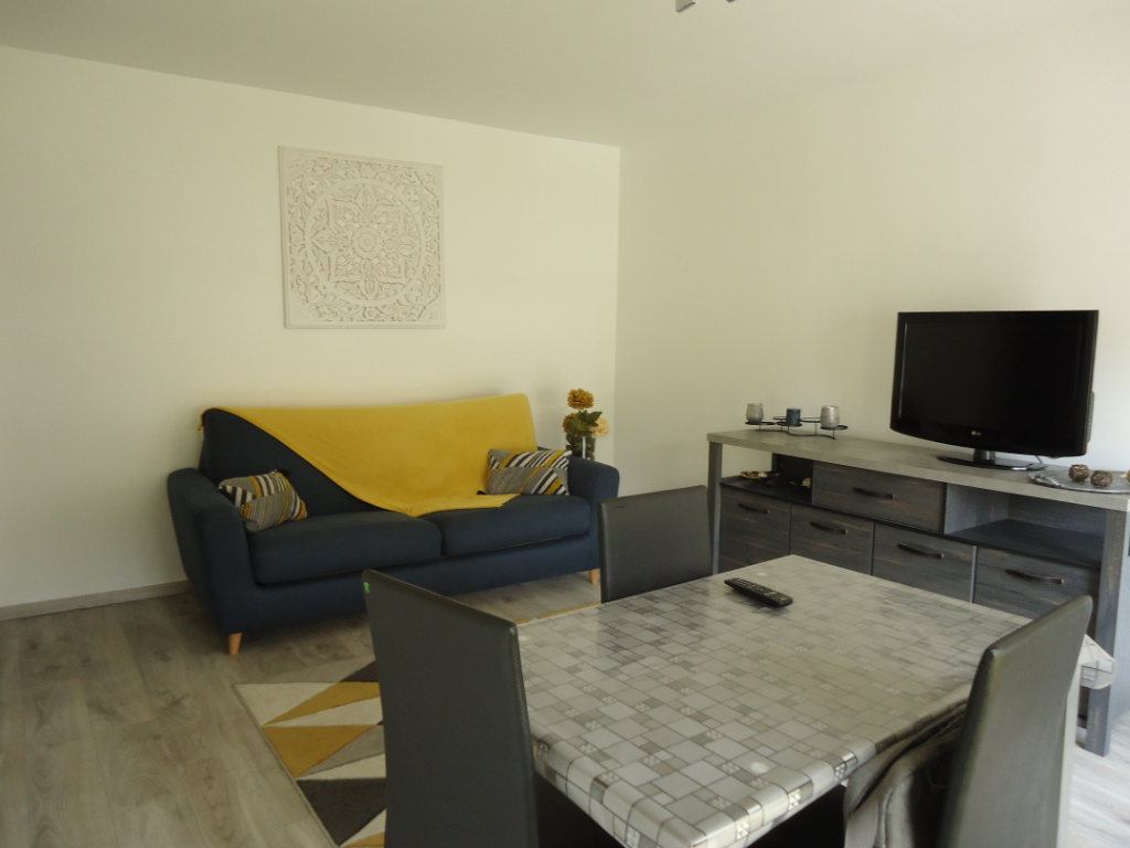 Location d'un appartement F1 à ALBERTVILLE
