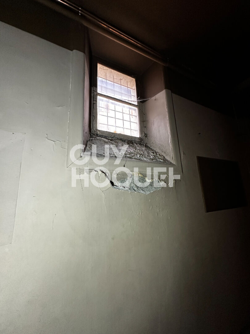 immeuble 4 etages centre ville ALBERTVILLE