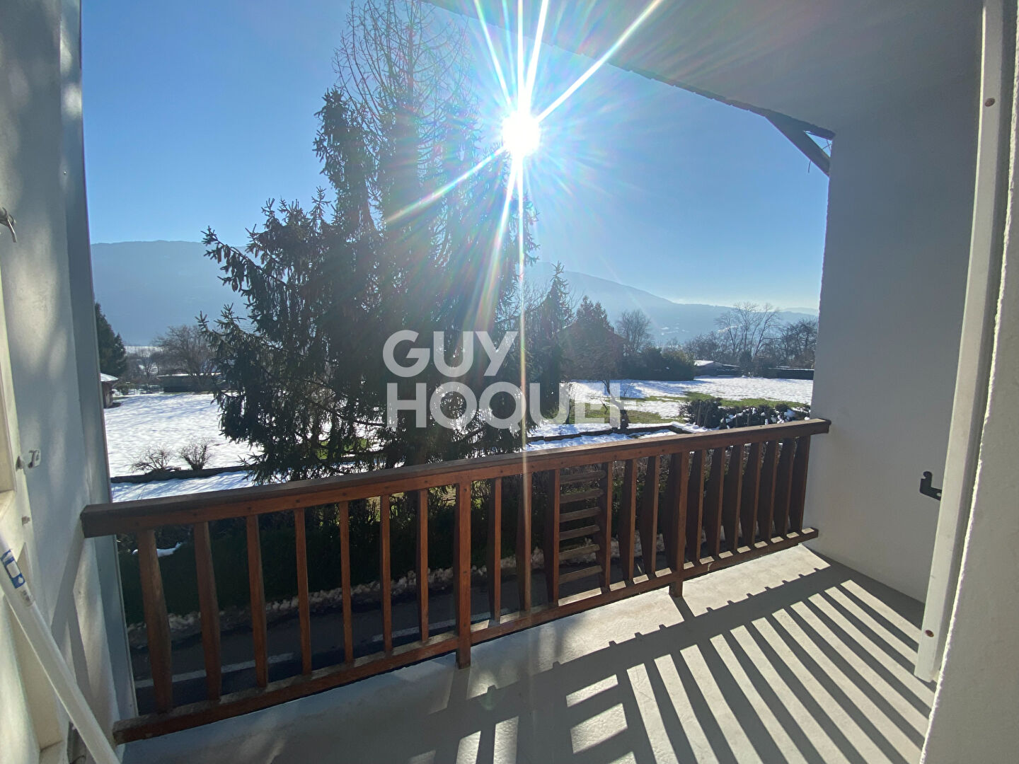 Maison d'environ 351,87 m² à vendre à VERRENS ARVEY (73460).