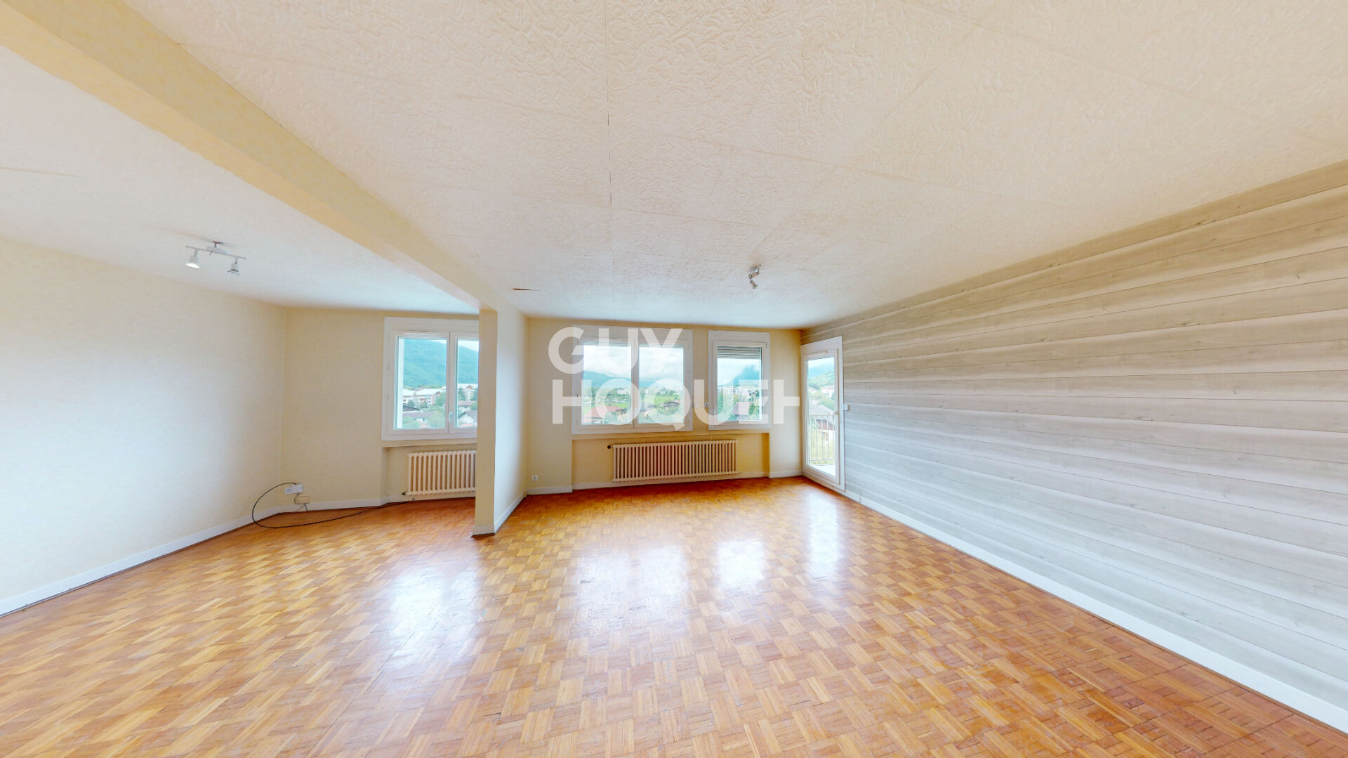 Rare a la vente a SAINT-SIGISMOND-T3 de 77 m²