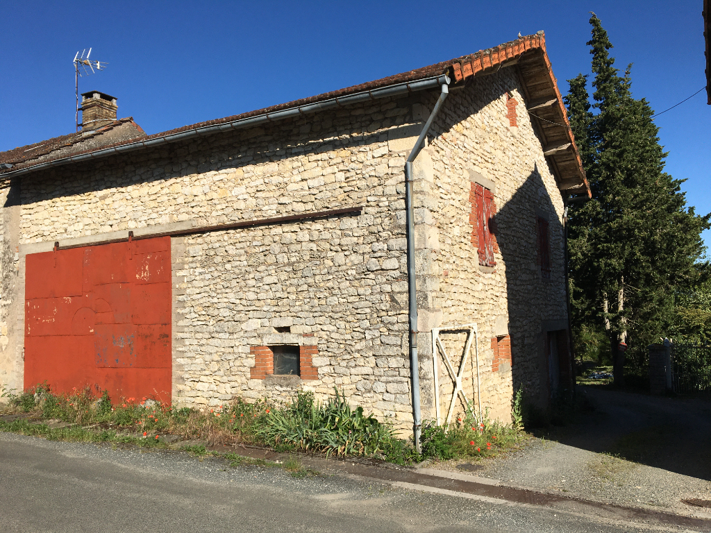 DANS VILLAGE DU CORDAIS, 20mn D'ALBI