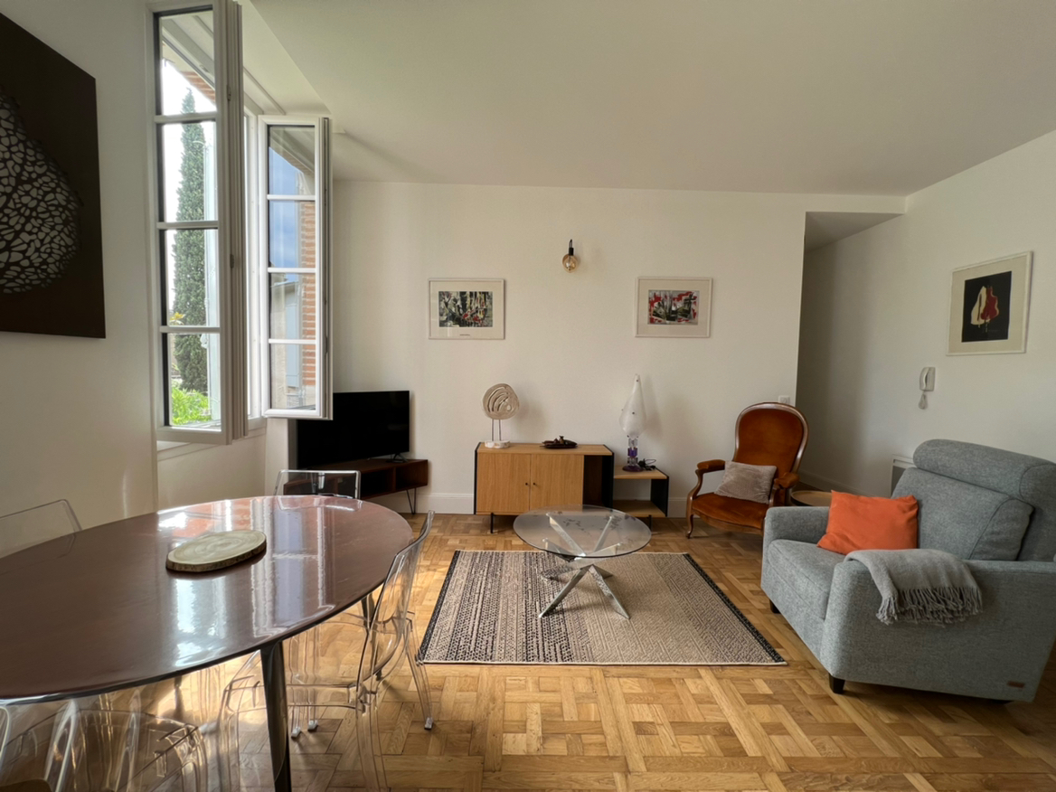 Appartement  2 pièce(s) meublé de très bon standing!