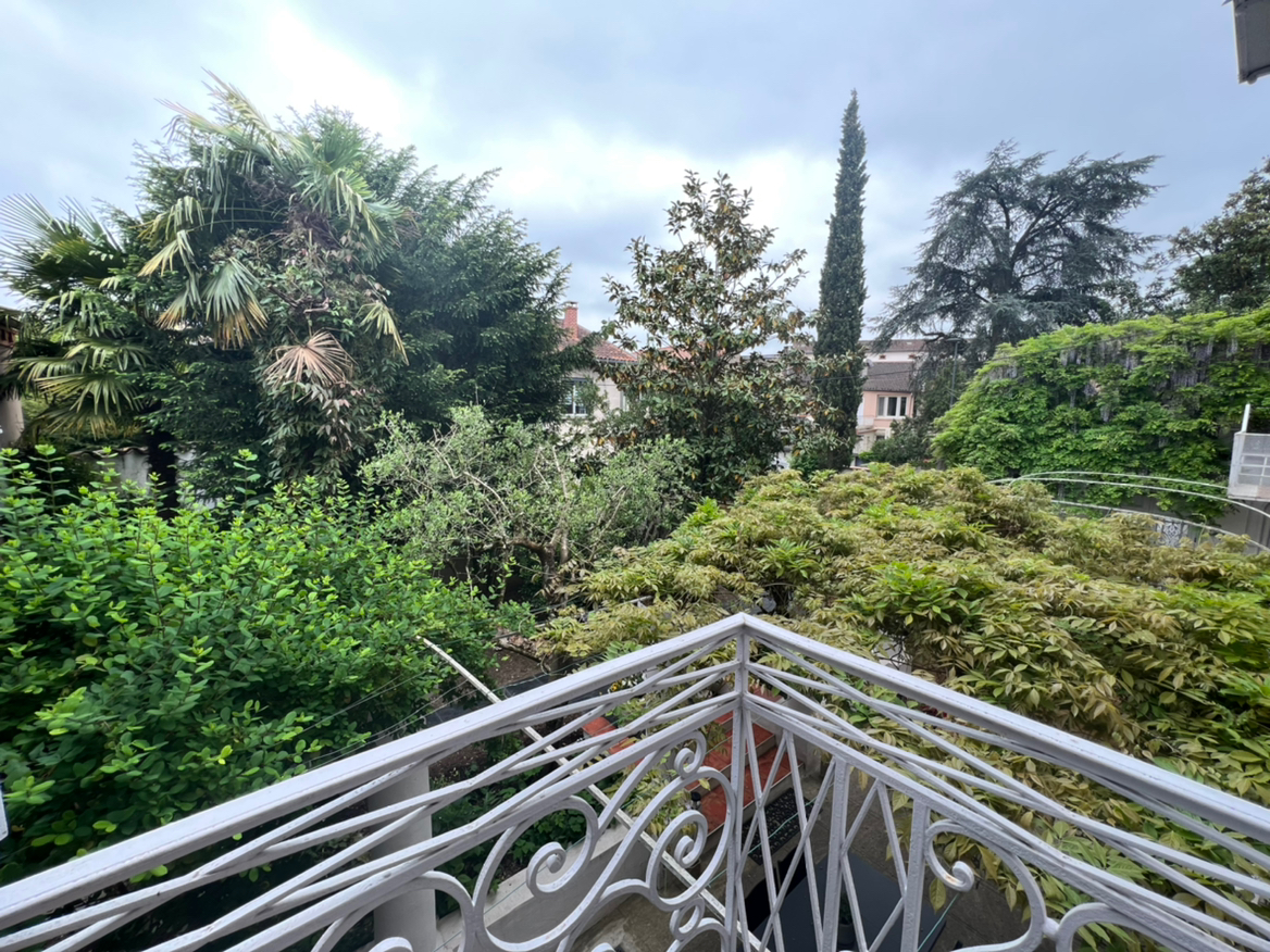 Appartement  2 pièce(s) meublé de très bon standing!