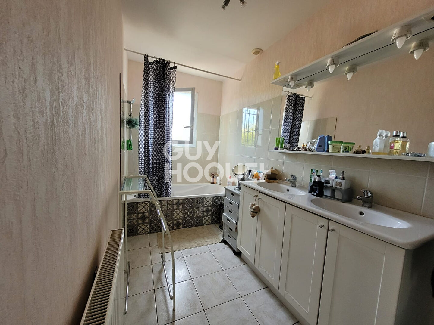 MAISON ARTHES - 3 chambres Jardin Garage - 86 m2