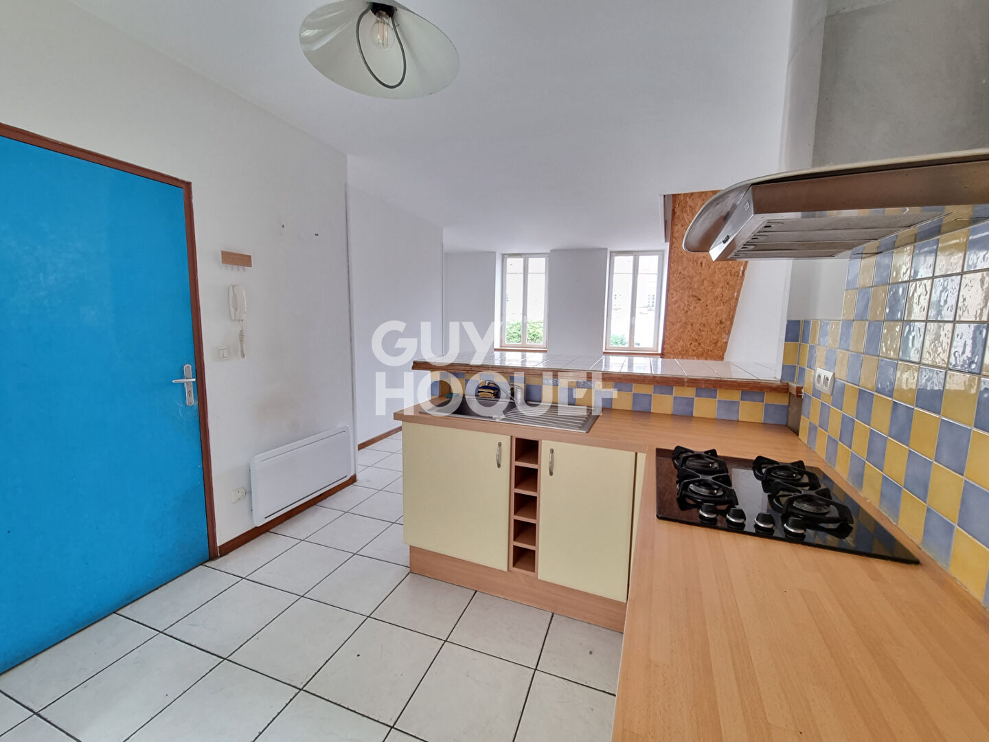 Immeuble de 4 appartements centre ville CARMAUX.