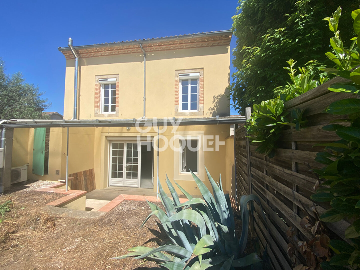 MAISON T6 LAGRAVE - 6 pièce(s) - 139 m2